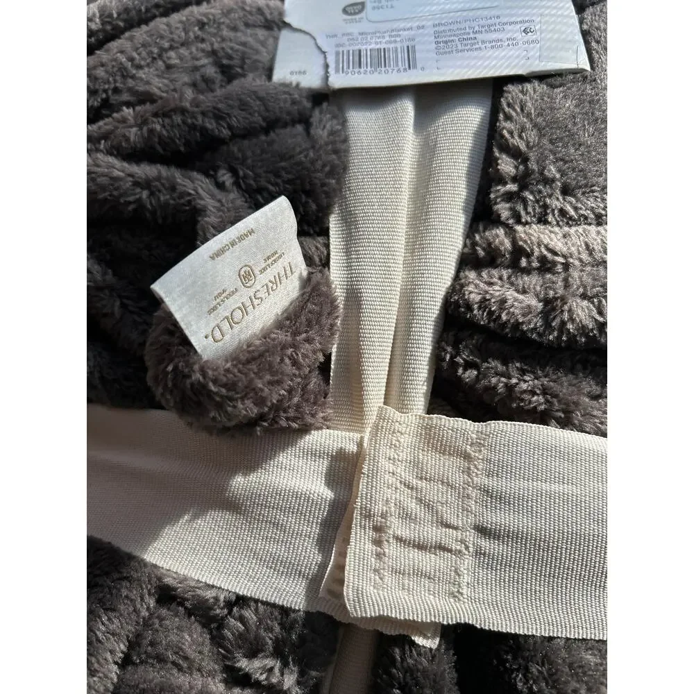 New Threshold Microplush Dark Gray Fleece Blanket Soft!! king size 108”x92”